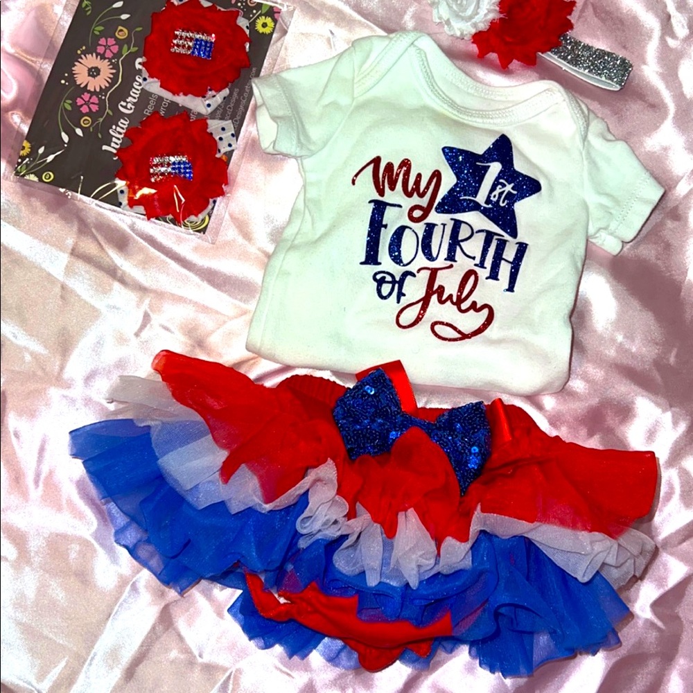 First 4th of July outfit. Newborn.